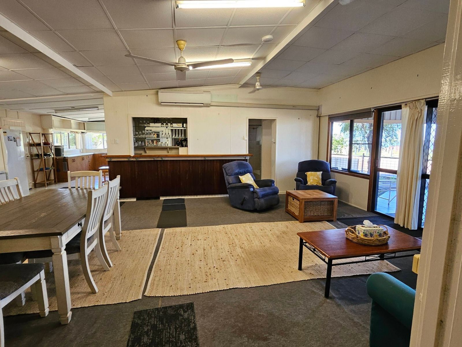 Savannah Shores living area